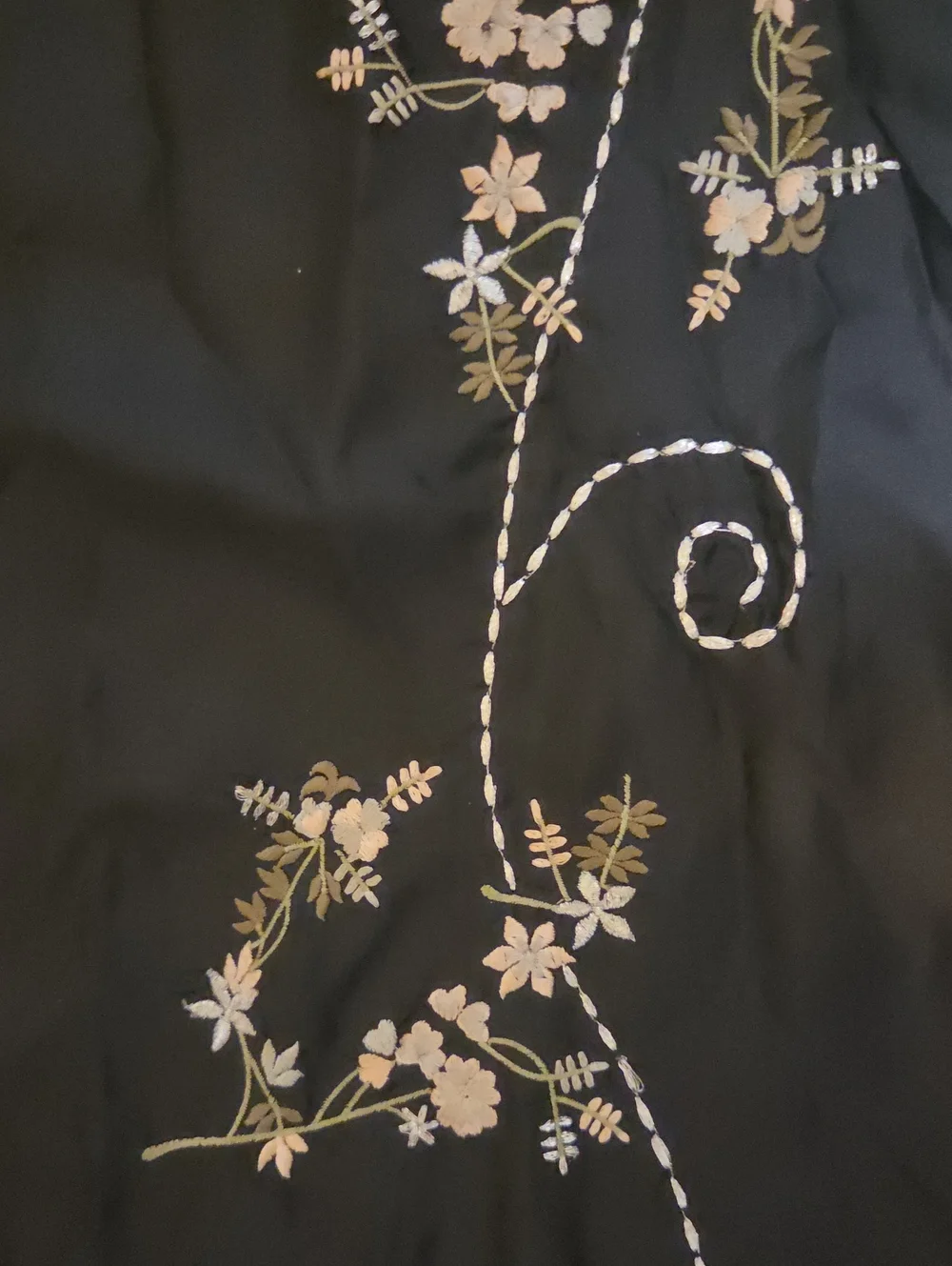Embroidered Black Table Runner with Floral Design